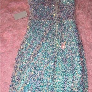 Super cute dress New With Tags